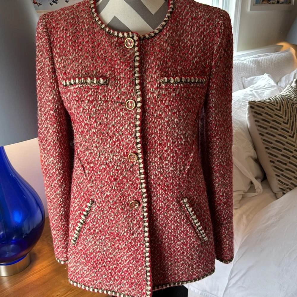 CHANEL wool tweed suit